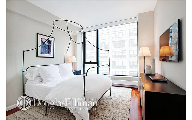 Rented by Douglas Elliman | media 5