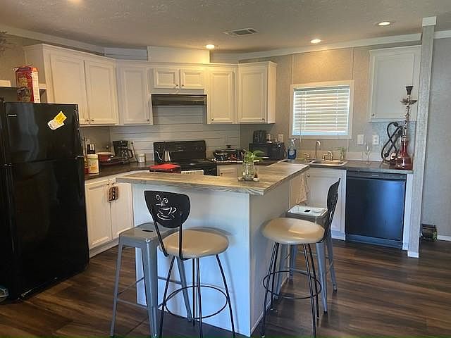 1st image of 4703 Green Grass Pl #613
