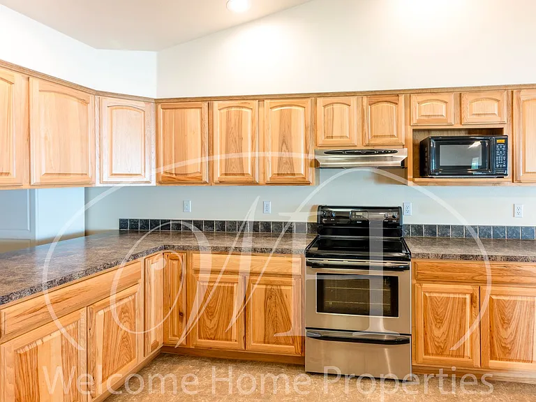 741 SE Magnoni Dr — Photo 11