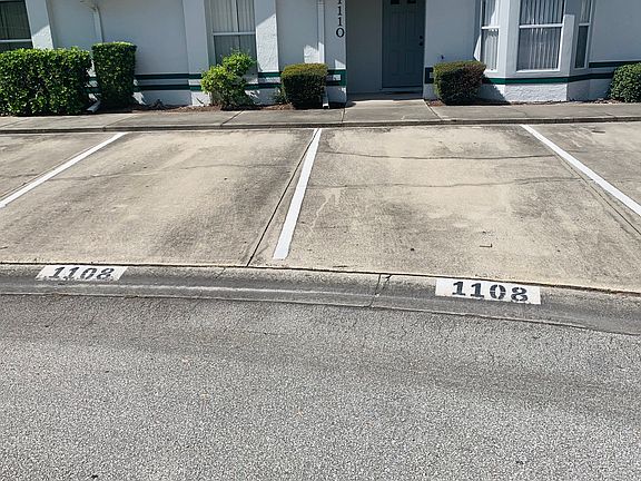 3rd image of 1108 Jade East Ln