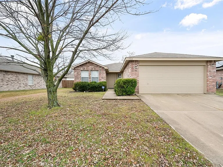 7912 Beef Creek Dr — Photo 1