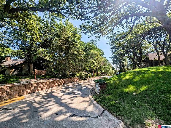 5th image of 846 Hidden Hills Dr