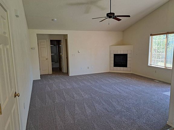 3rd image of 1480-1482 NE Covington Ln #1480