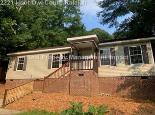 2221 Hoot Owl Ct, Raleigh, NC 27603