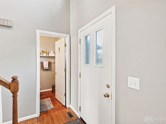 4th image of 6658 Woodsedge Dr