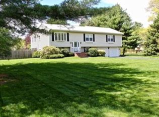 146 Lori Ln, East Bridgewater, MA 02333