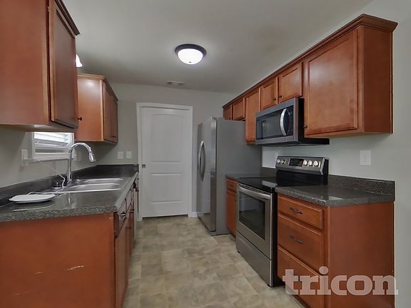 4th image of 94 Jackson Farms Dr