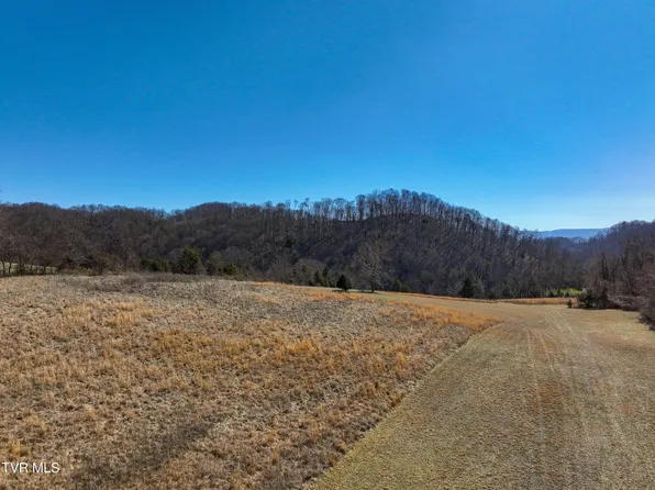 121 School Ln, Bristol, TN 37620