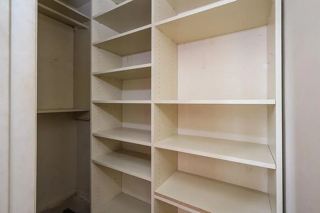 4220 Birchwood Ct — Photo 4