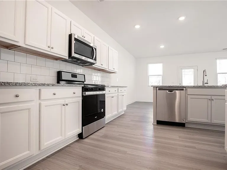 5935 Osgood Pl — Photo 3