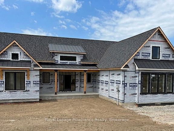 3rd image of 1567 Clearview Rd