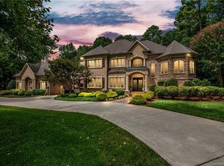 7022 Willow Trace Ln, Matthews, NC 28104