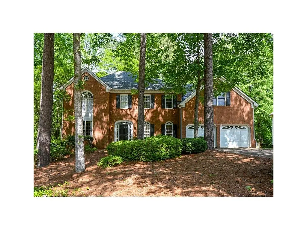 3376 Bridle Run Trl NW photo 1