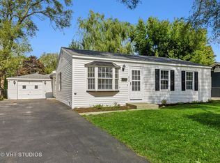216 Cypress Dr, Streamwood, IL