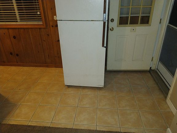 3rd image of 4125 Grover St #B