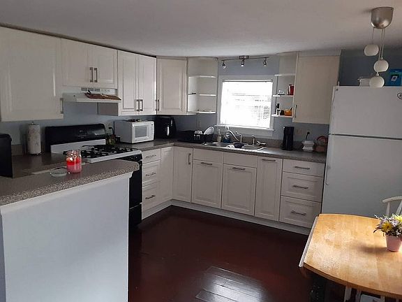 2nd image of 1250 Lakeview Dr Lot 24
