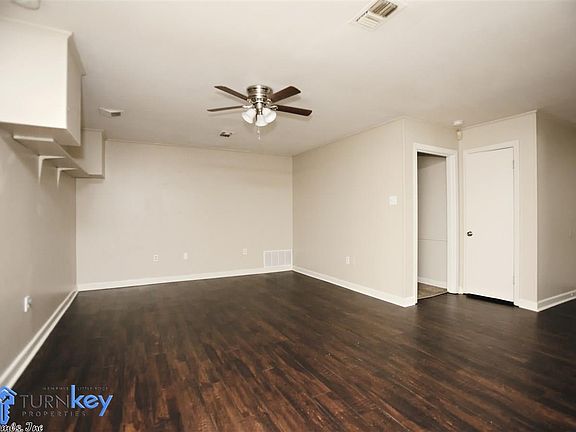5th image of 7307 Sunflower Dr