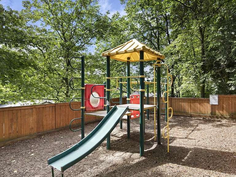 Yarrowood Highlands playground