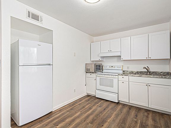 5th image of 1318 E Culver St APT 4