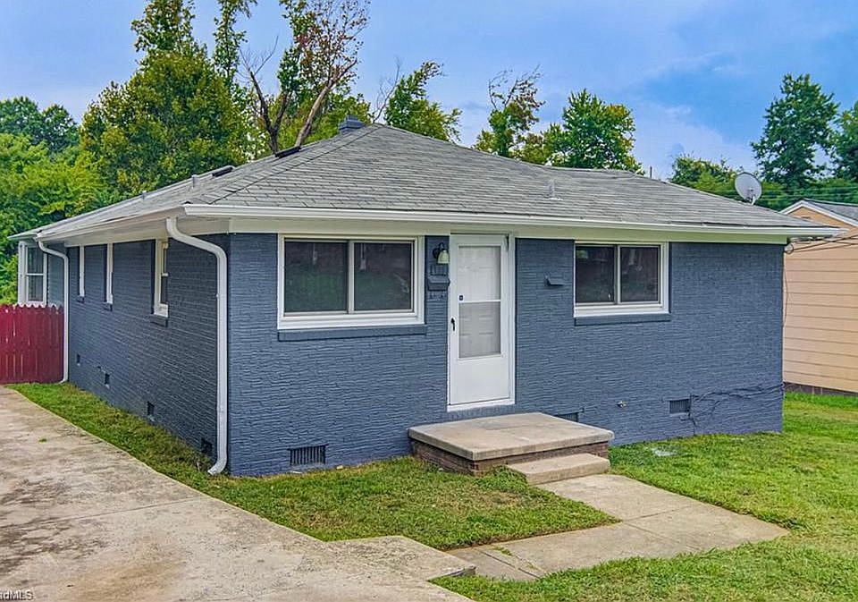 1st image of 1002 Arbor Dr