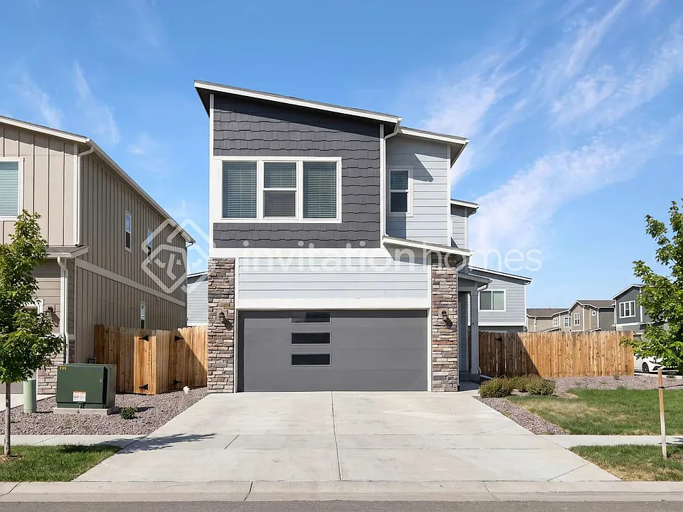 11286 House Finch Ln