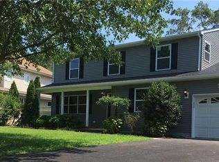 1071 Windlass Dr, Manahawkin, NJ 08050