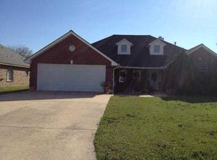 2417 Oak N, Nederland, TX 77627