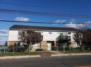 675 Highland Ave APT 4, Waterbury, CT 06708