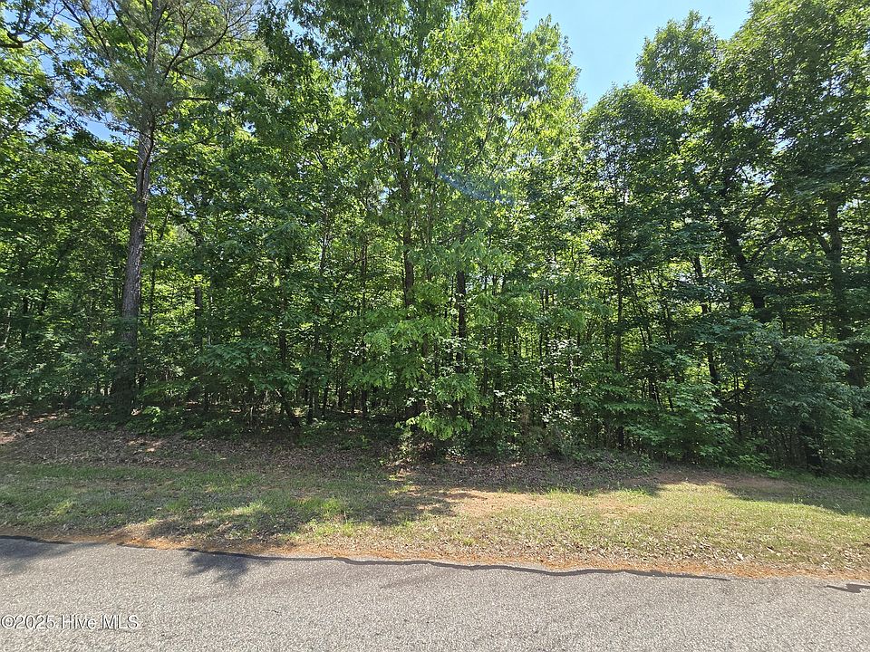 2nd image of 139 Watsons Way