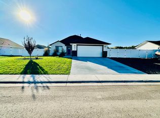 911 Campbell St, Vale, OR 97918