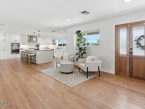 2nd image of 5102 E POINSETTIA Drive