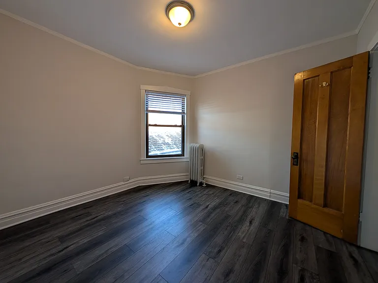 5818 W Berteau Ave #1 — Photo 13