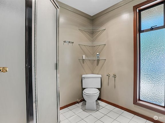 5th image of 3830 167th Street NW