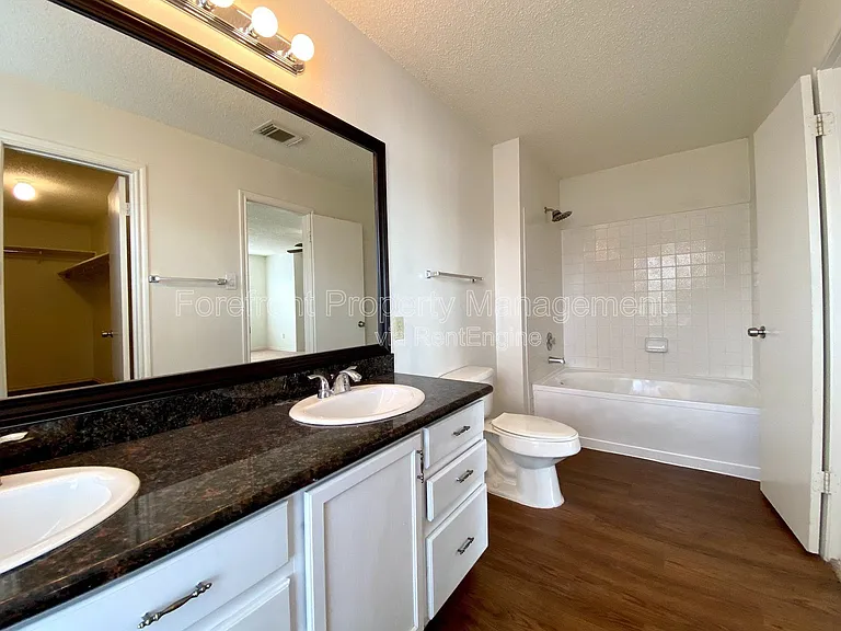 2510 Village Pkwy — Photo 37