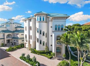 105 Felipe Ln, Bonita Springs, FL 34134