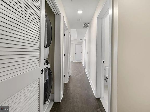 4th image of 1868 Frankford Ave APT 501