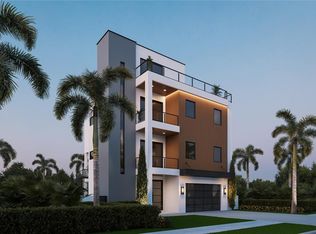 300 176th Avenue Cir, Redington Shores, FL 33708