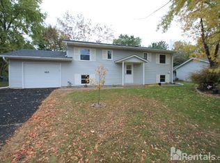 10624 Arrowhead St NW, Coon Rapids, MN 55433