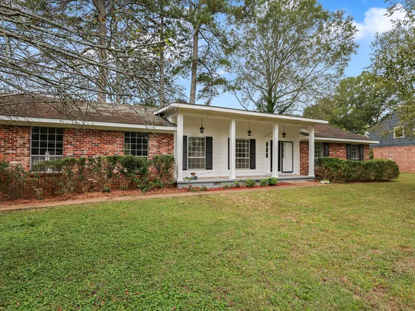 4716 Briarwood Cir, Chattanooga, TN 37416