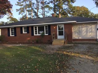 809 S Washington Ave, Dunn, NC 28334