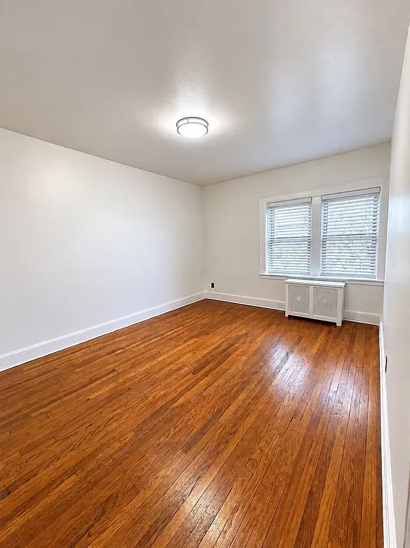 2 bed, 1.0 bath, 800 sqft, $2,900 — Photo 4