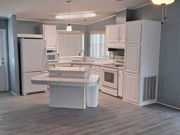 2nd image of 1001 Starkey Rd Lot 412