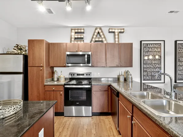 Aventura at Mid Rivers