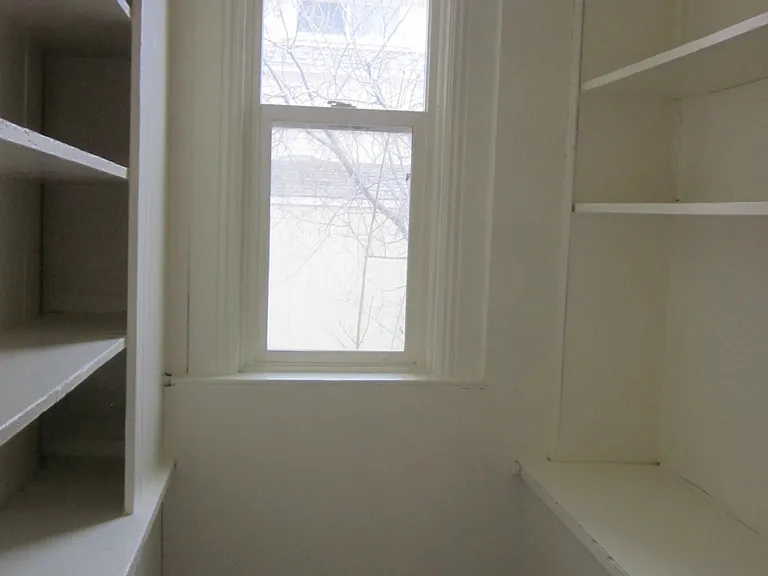 609 N Oak St #A — Photo 7