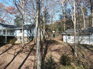 2165 Bill Brown Cv, Hiawassee, GA 30546