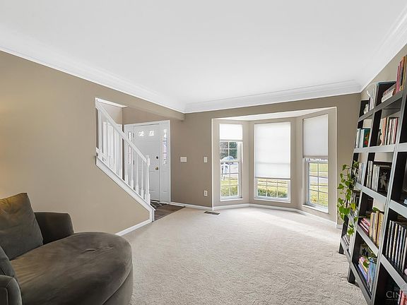 4th image of 443 Birchwood Dr
