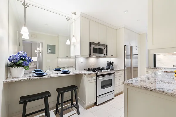 Sold by Compass | media 2