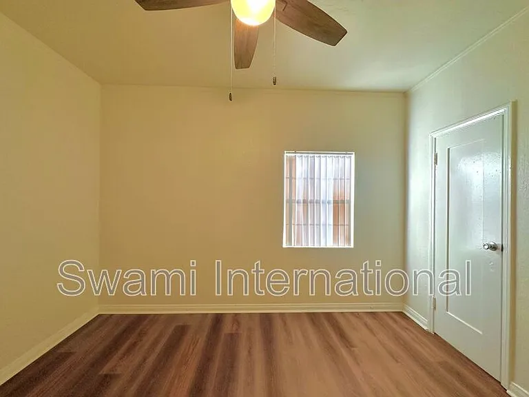 2080 Chestnut Ave — Photo 25