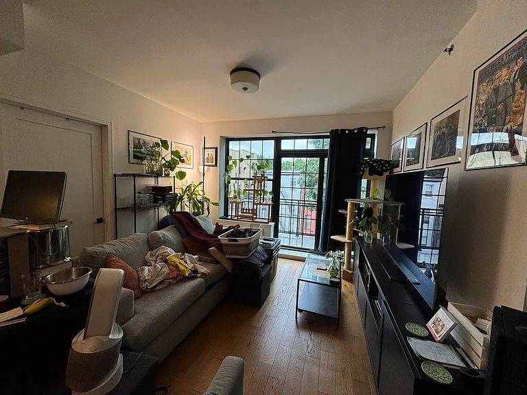 982 Madison St #4C — Photo 7