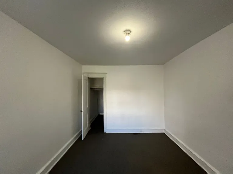 7220 Marsden St — Photo 9